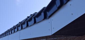 Clad the roof edge yourself – guide with aluminium composite panels