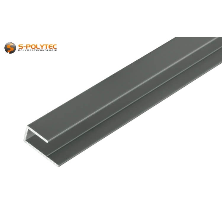 The dusty grey U-profiles made of solid aluminium are suitable as a finish for panels with a thickness of 3mm, 6mm or 8mm, depending on the version