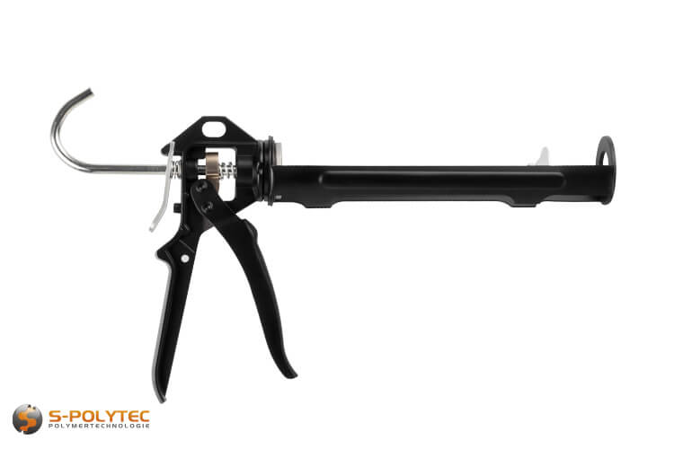 The FOME Flex Black Edition cartridge gun has a stepless feed with integrated drip stop