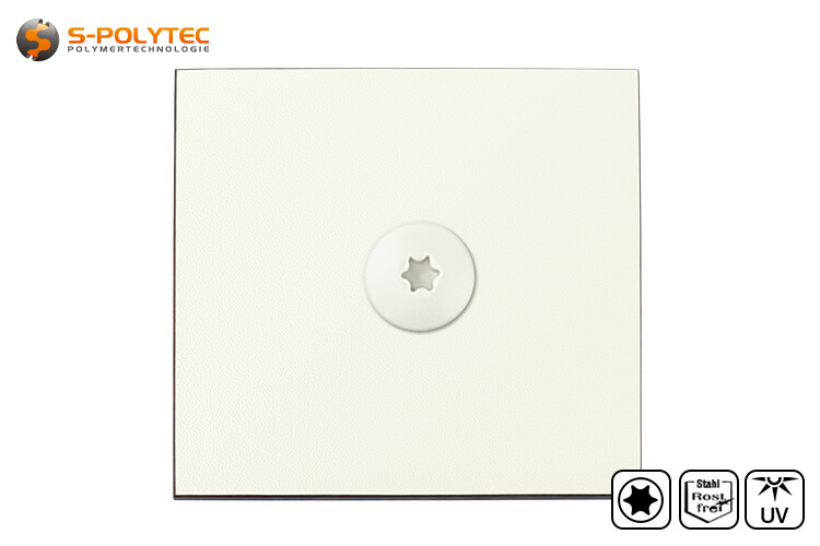 The white facade screws with a thread diameter of Ø5.5mm, as well as a thread length of 35mm are made of a corrosion-resistant A4 stainless steel alloy