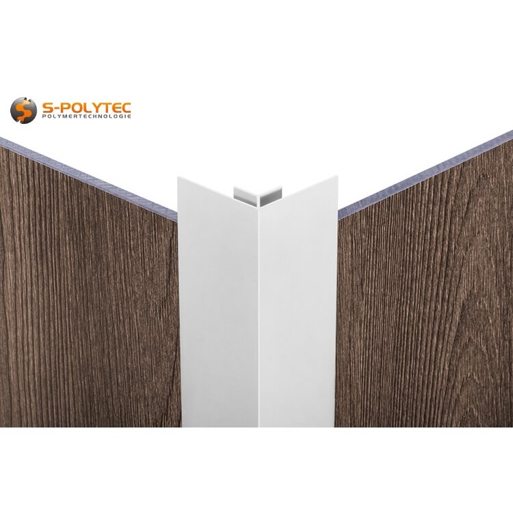 Our inner corner profiles made of anodised aluminium have a uniform silver-coloured surface and are made of solid aluminium with a profile thickness of 1.1mm