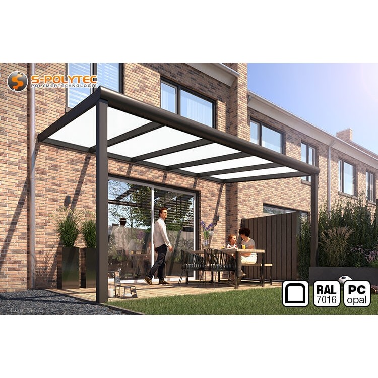 The rounded terrace roof made to measure in anthracite with 16 mm polycarbonate twin-wall sheet in frosted glass look