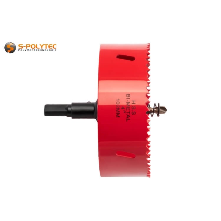The hole saw with a diameter of 102mm allows cutting depths of up to 32mm