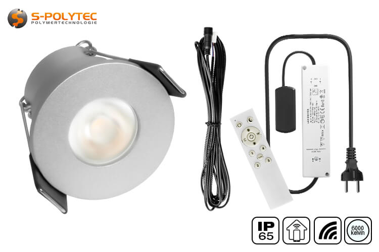 The set of mini LED spotlights in silver comes with a SmartHome controller and all cables