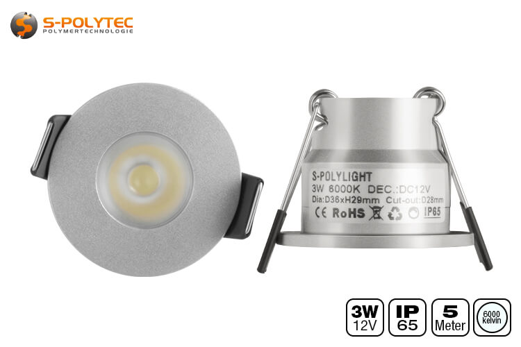 The wiring requires no specialist knowledge or tools thanks to dust- and splash-proof screw connections