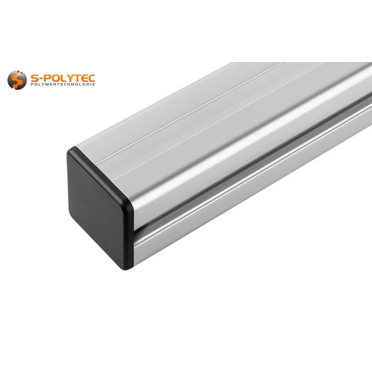 Plastic mouldings to cover the grooves of construction profiles protect against dust