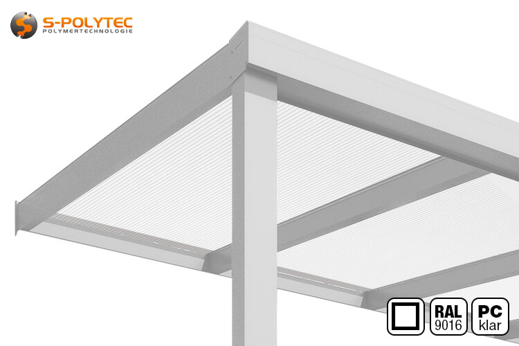 Terrace roof in RAL9016 (traffic white) with square aluminum profiles and polycarbonate double-skin sheets in transparent