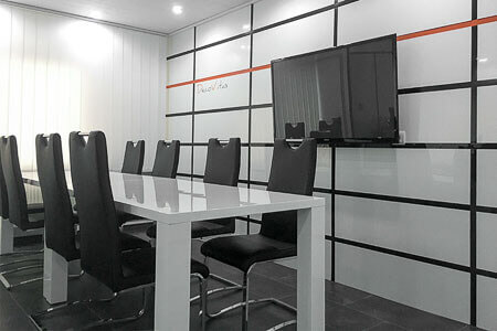 Meeting room by S-Polytec with eye-catching wall decoration thanks to DecoVitas decorative panels